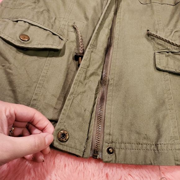 Military green sinch waist jacket - Picture 15 of 15